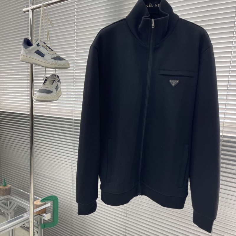 Pra*a outwear
